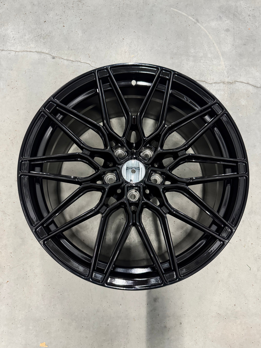 Y-Spoke Mesh Wheels/Rims — Gloss Black